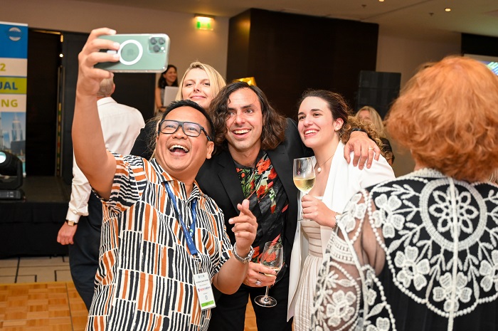 GLNK annual meeting