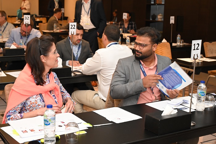 GLNK members discussing global forwarding